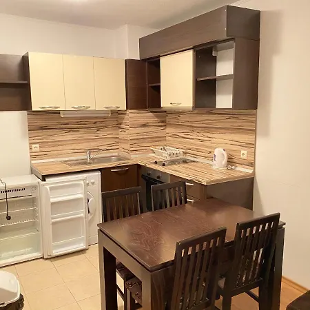 Holiday Apartment With Shared Pool In Yassen, Sunny Beach Apartment Sunny Beach